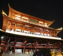东海长沙旅游攻略(长沙旅游攻略景点必去长沙美食街)