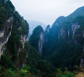 东海伴游中国带你去湘西(湘西跟团旅游)