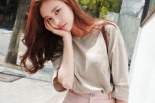 东海韩国女模特(韩国女模特泳装表寅)