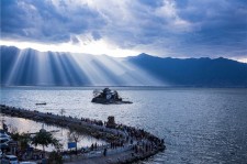 东海洱海旅游攻略(成都到洱海旅游攻略)