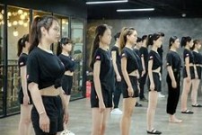 东海兼职模特进修班(学生怎么兼职模特)