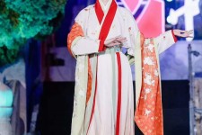东海汉服模特是哪种兼职的吗(网上雇用古拆汉服模特可信吗)
