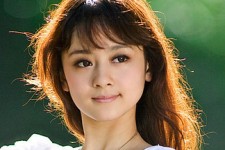 东海极品美女模特兼职和大款视频的简单介绍