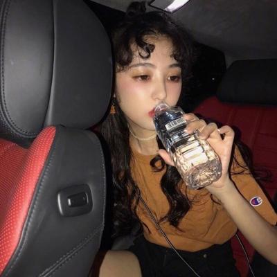 东海伴游玩耍享受异国风情的美妙光阴