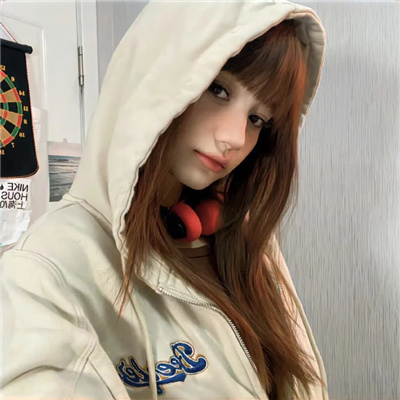 东海商务伴游女士的年龄分布与收入水平的关系