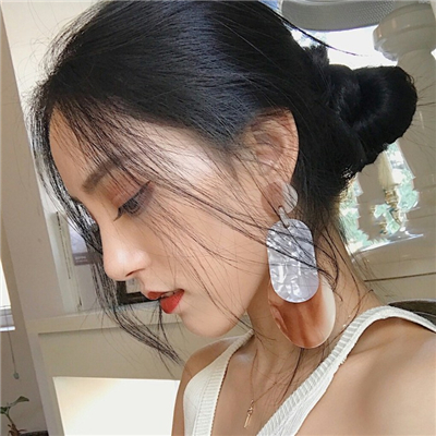 东海伴游女生张悦然的资料