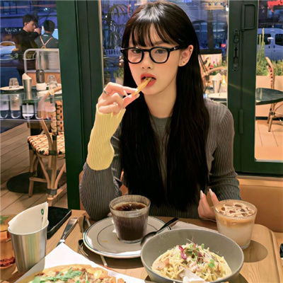 东海伴游女生娄婷的资料