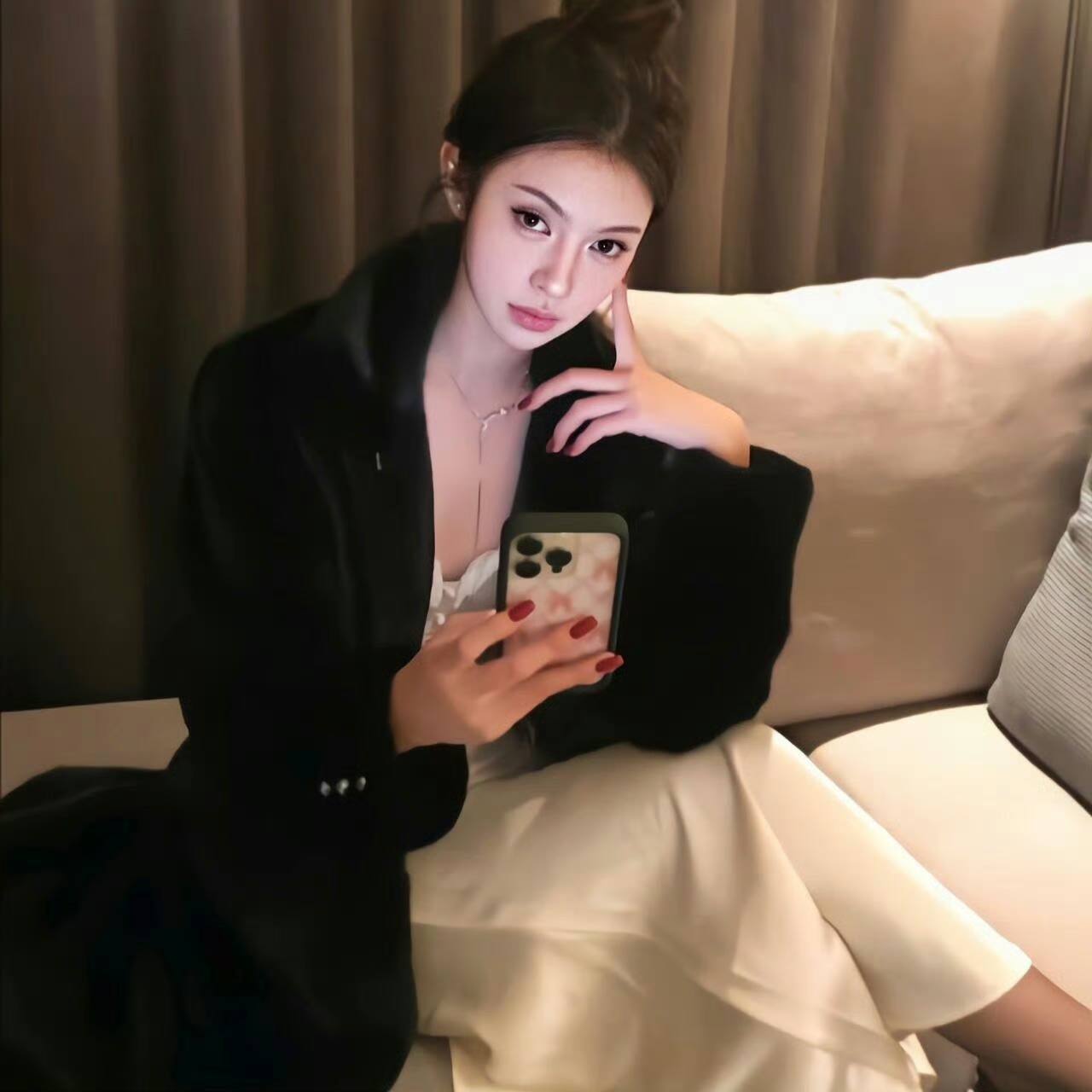东海伴游女生周语言的资料