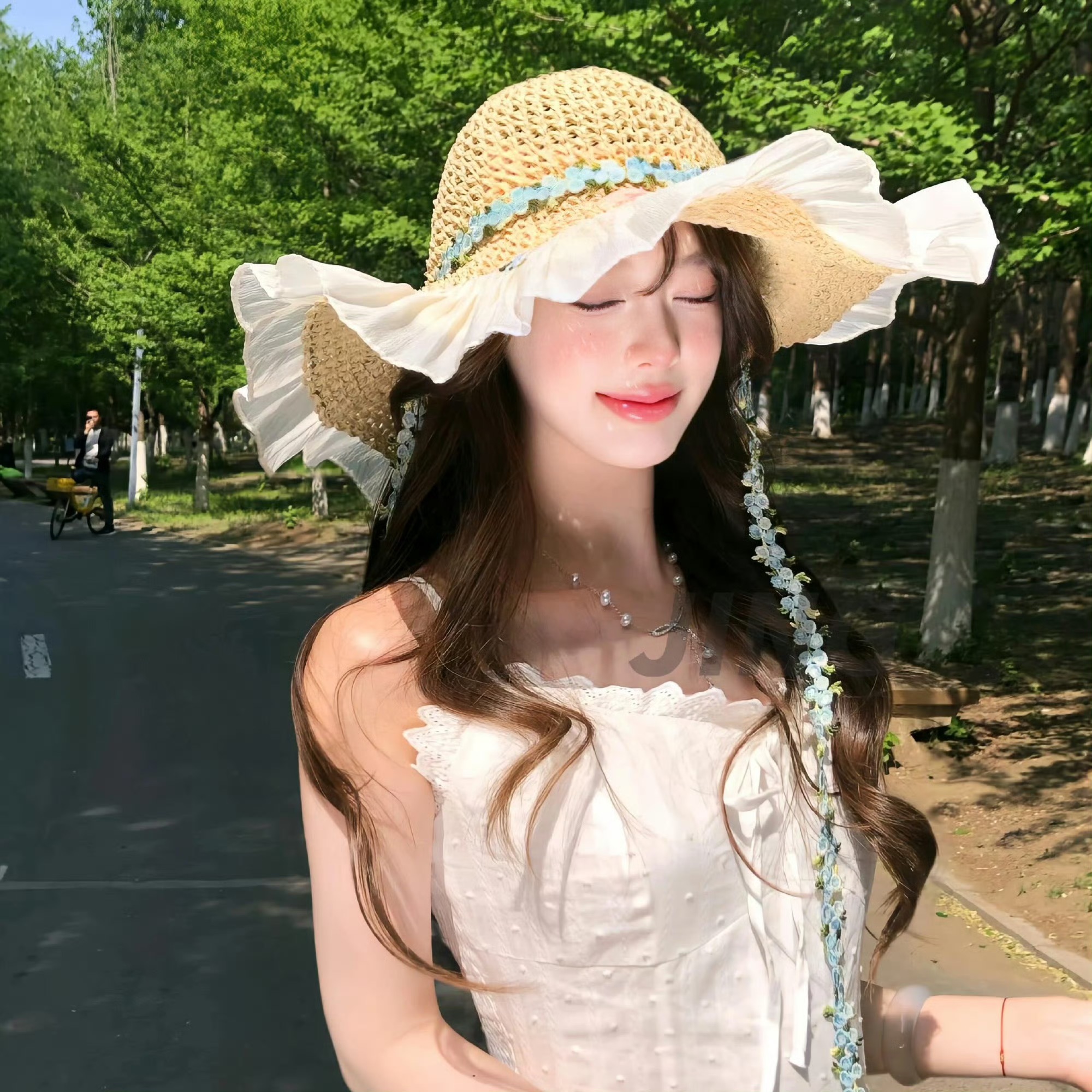 东海伴游女生许曼姿的资料