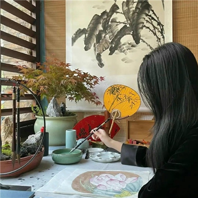 东海伴游女生源又菡的资料