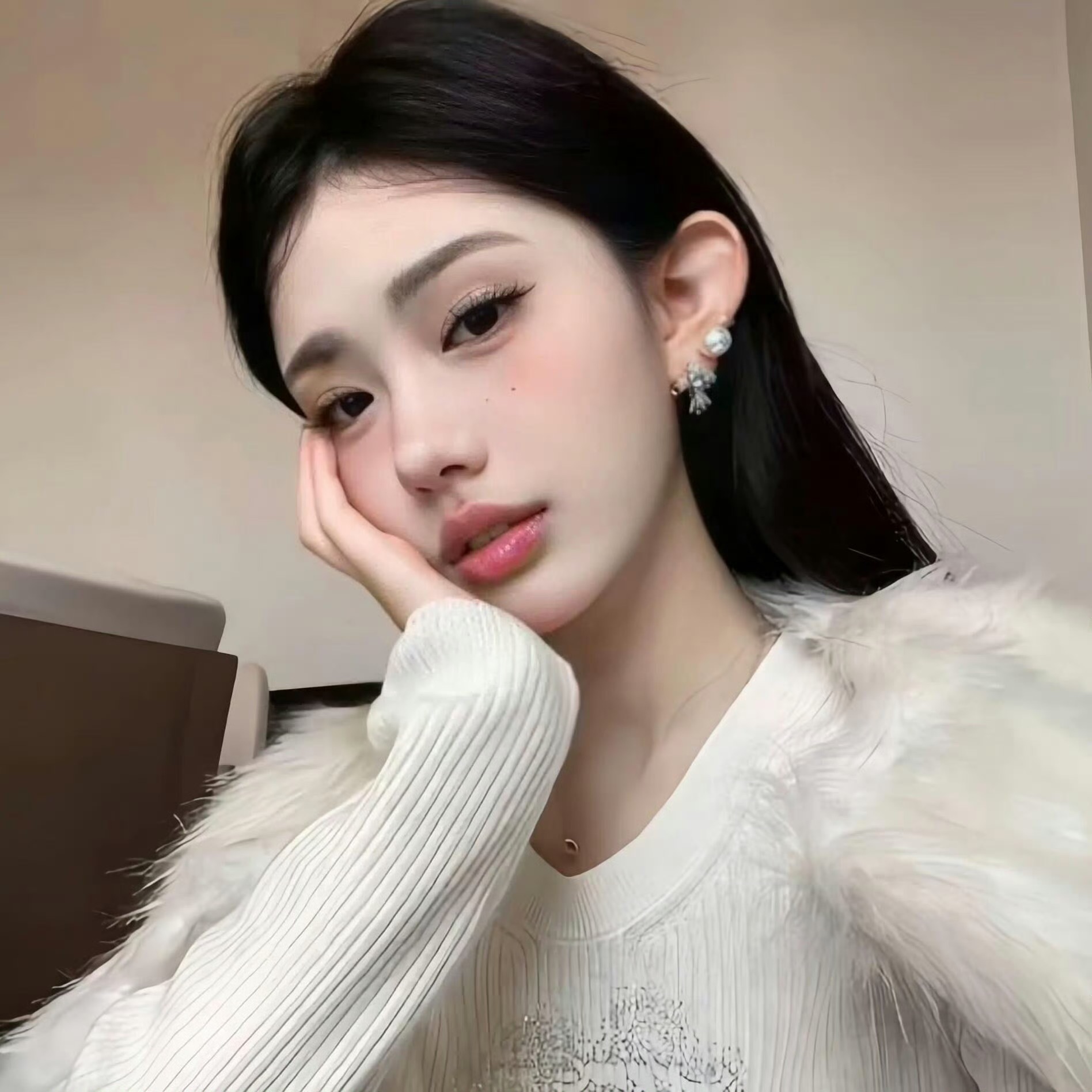 东海伴游女生沈梦蝶的资料