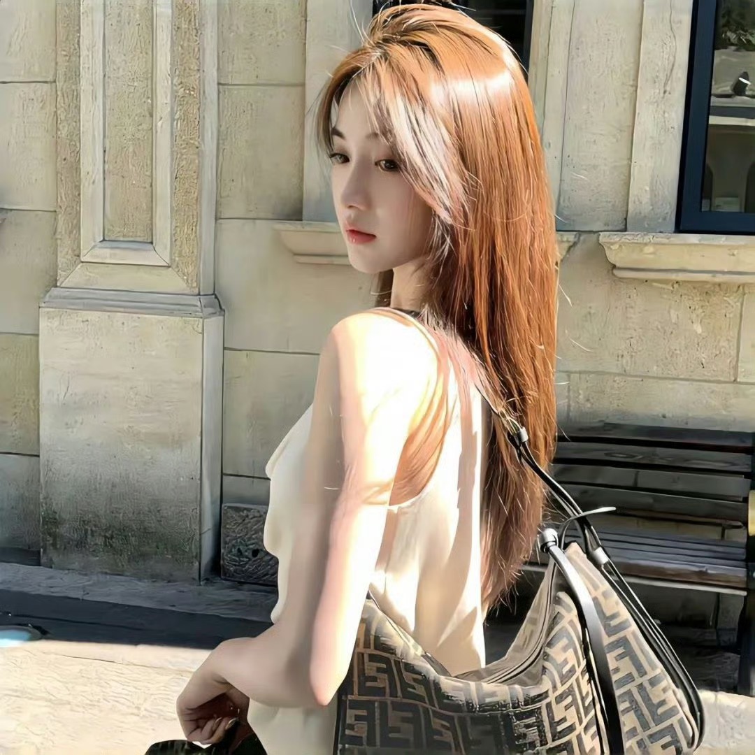 东海伴游女生夏夏的资料