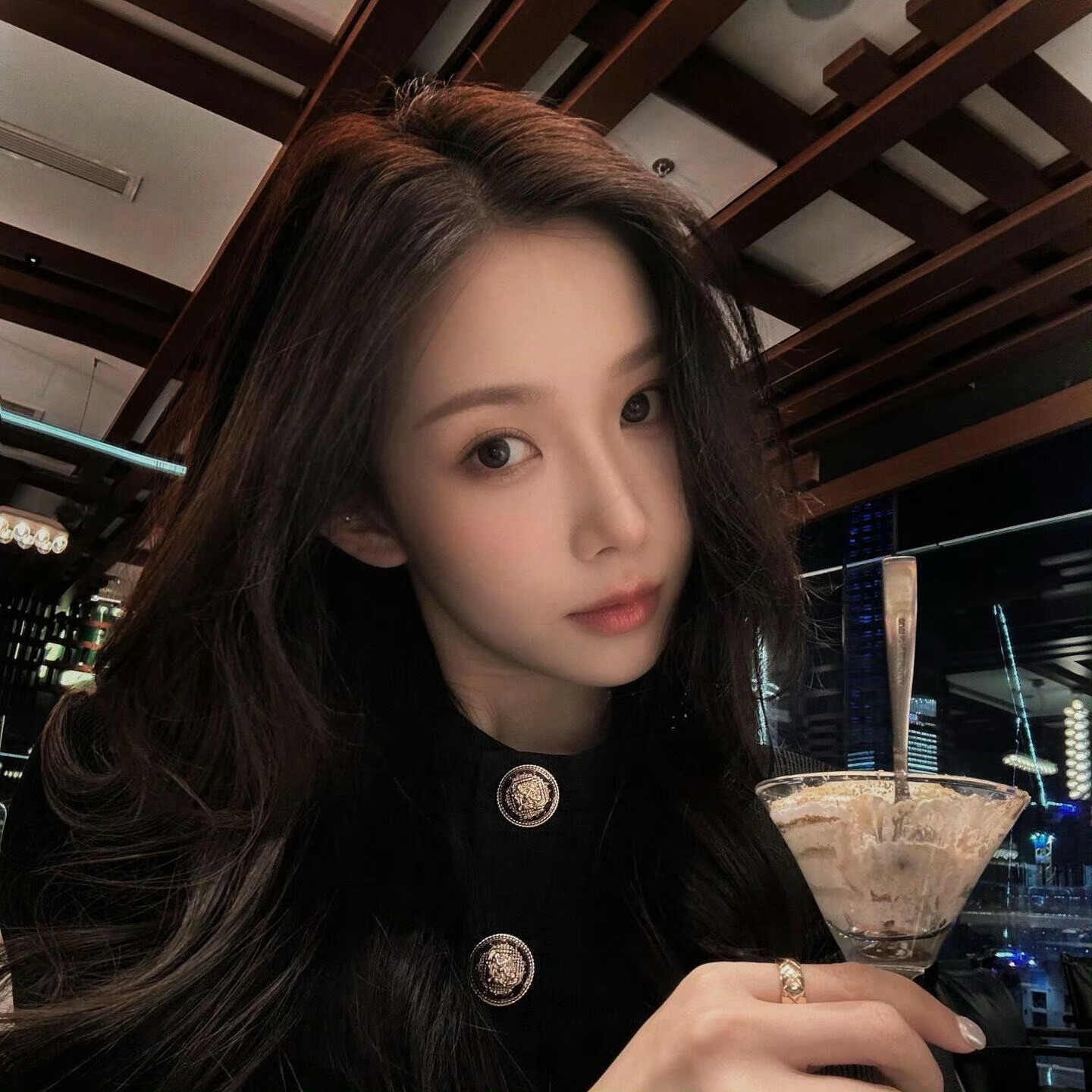 东海伴游女生周晓雯的资料