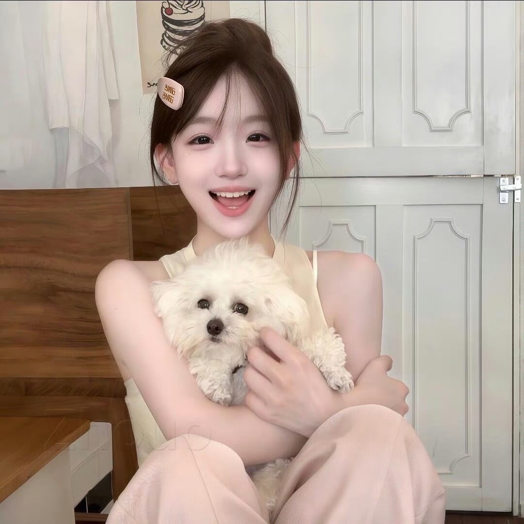 东海伴游女生周小婷的资料