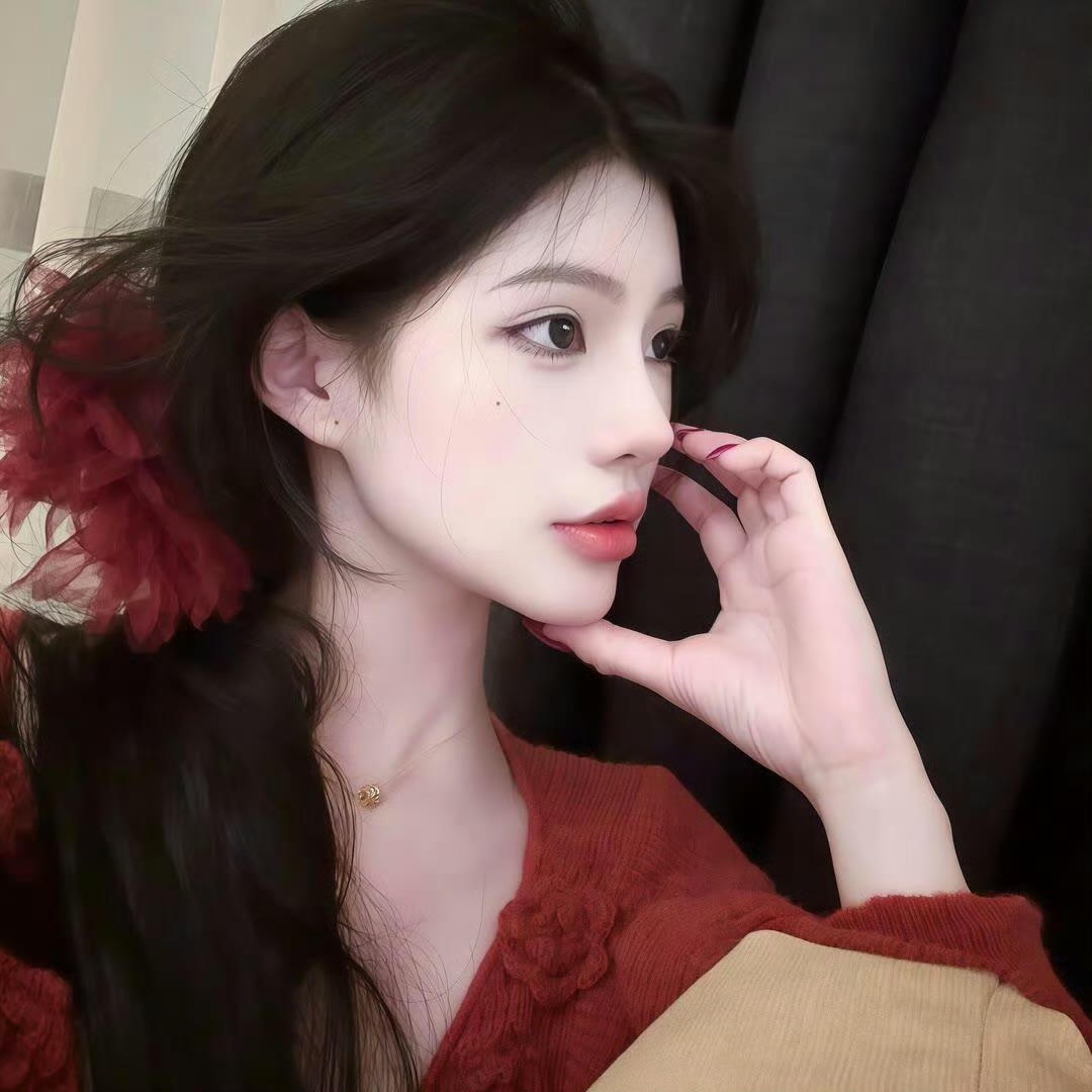 东海伴游女生周雅雯的资料
