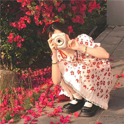 东海伴游女生镇凝莲